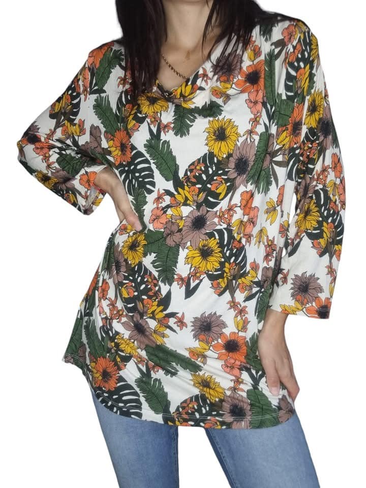 Kolorowa bluzka privacym. Rozmiar 46/48 XXXL/4XL