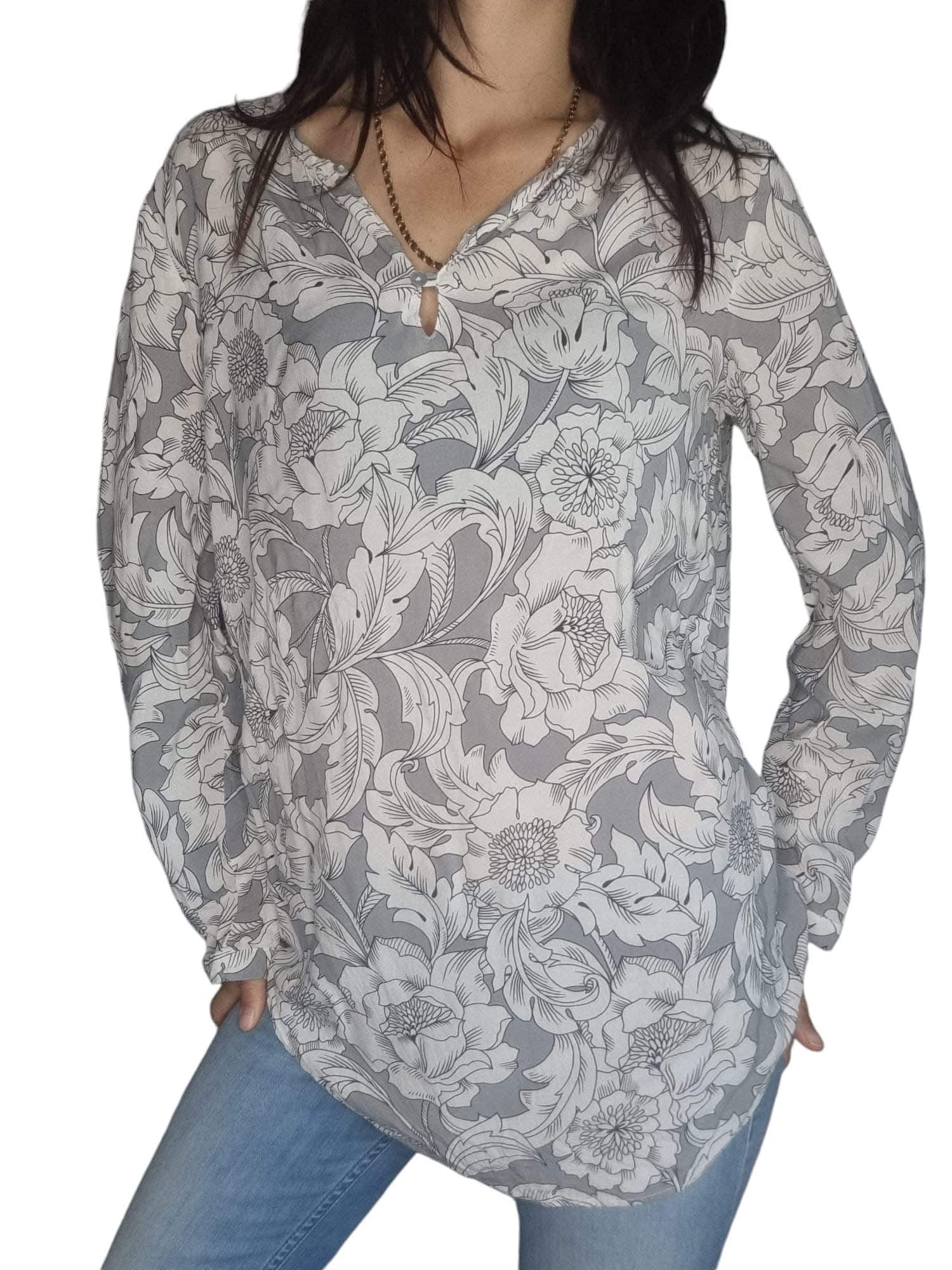 Bluzka szara cartoon rozmiar M/L 38/40