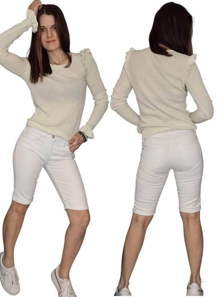 Białe spodenki szorty  marki Tommy Hilfiger   rozmiar S 36