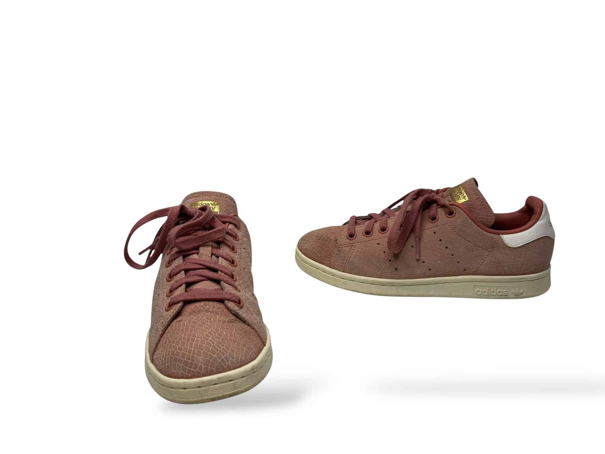 Sneakersy skorzane Adidas  Rozmiar 38,5