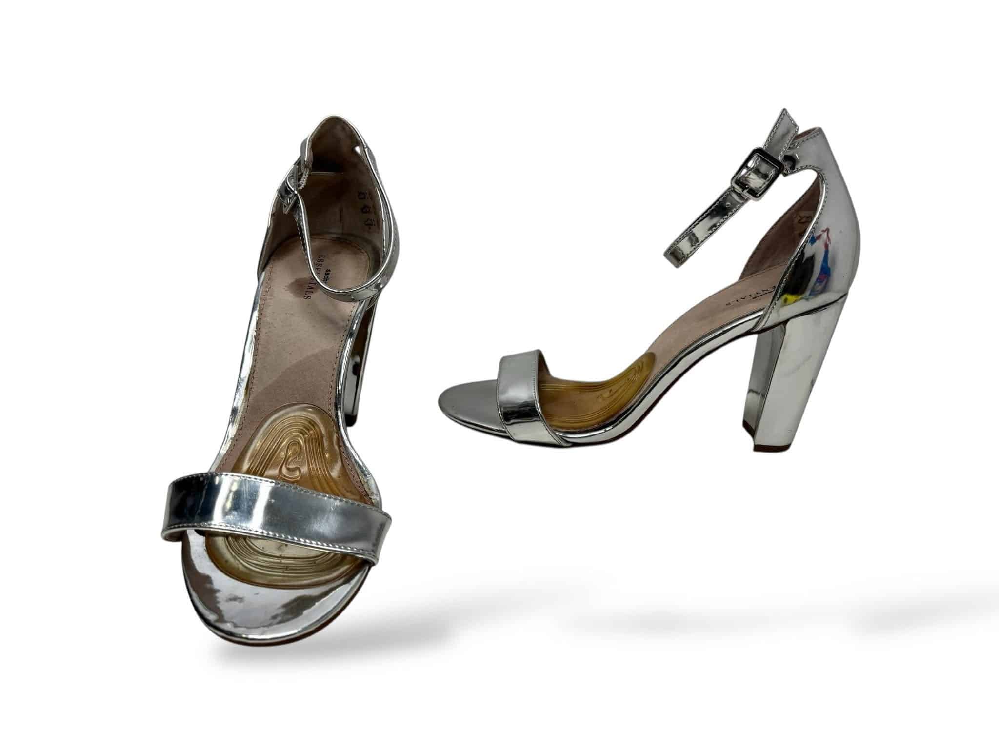 Sandaly skorzane Essentials Rozmiar 38