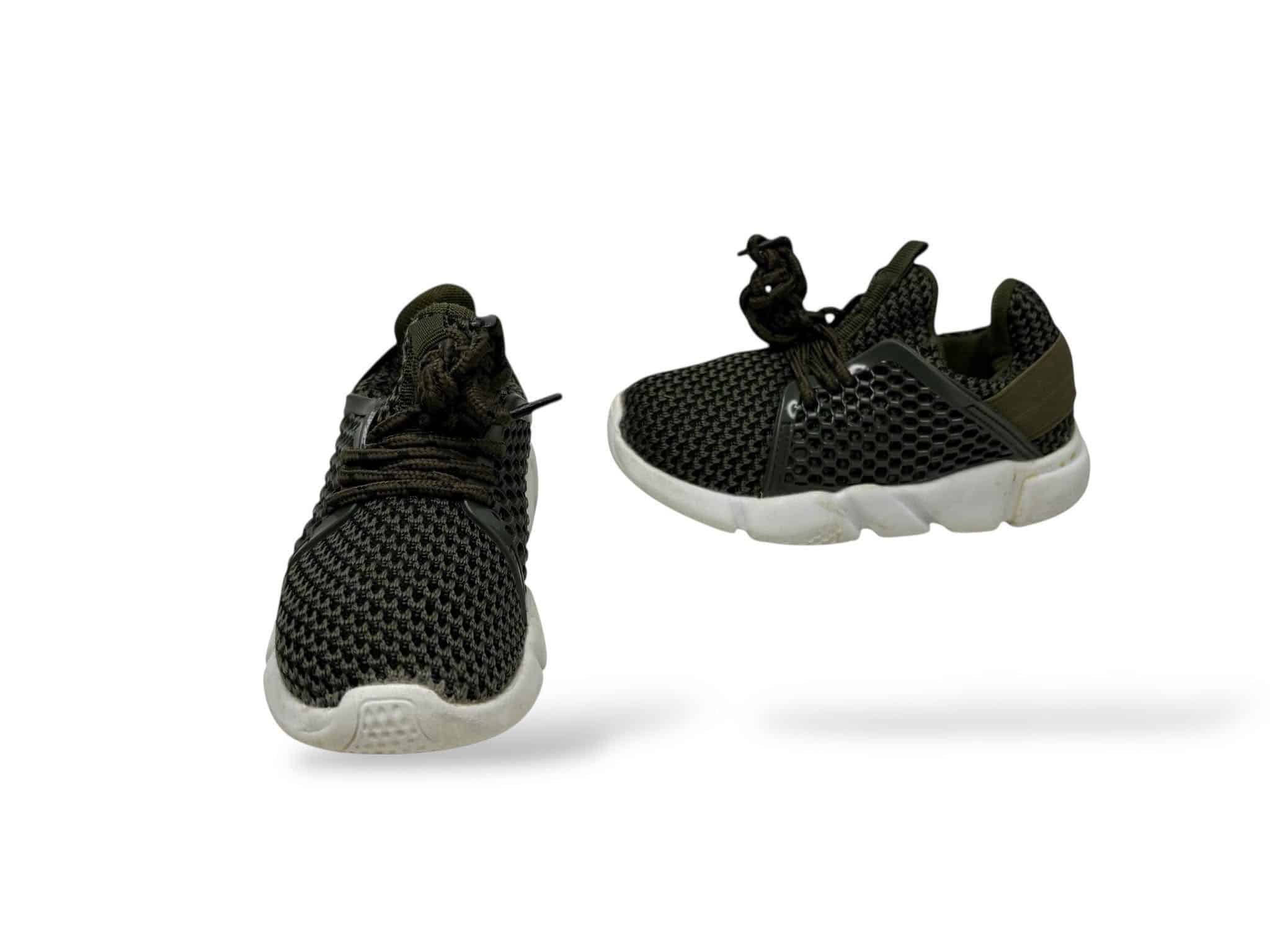 Buty dziecięce sportowe  Rozmiar 26