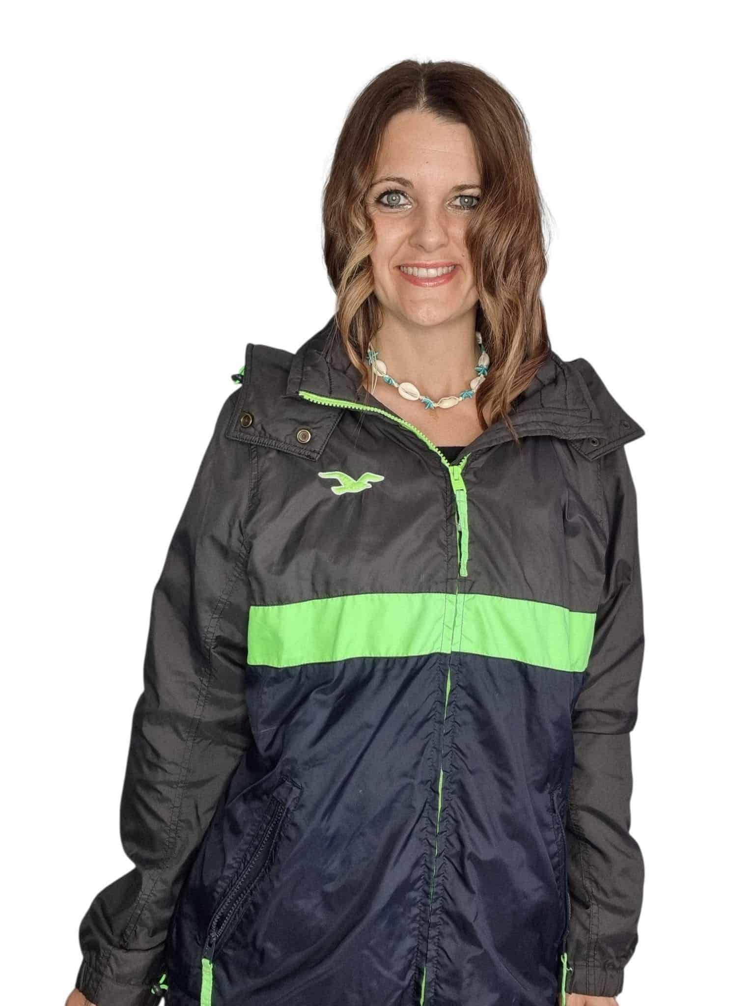 Kurtka wiatrówka hollister rozmiar L/xl 40/42